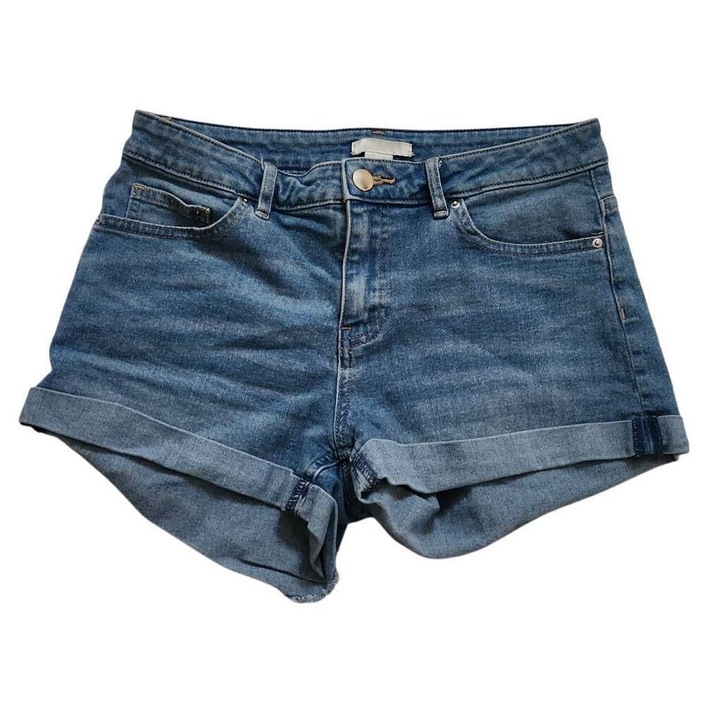 H&M Women's Size 6 Rolled Cuff Shorts